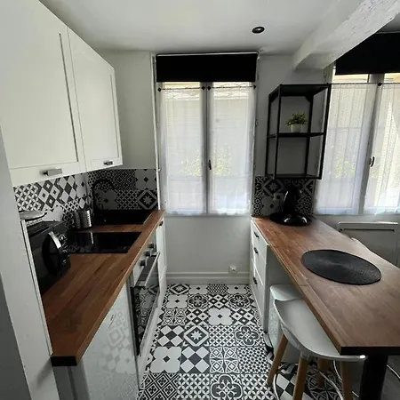 Apartament Nicaise *